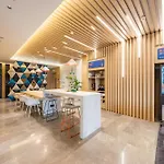 Holiday Inn Express Shanghai Expo Centre By Ihg