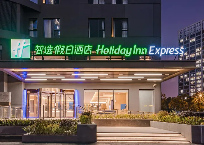 Holiday Inn Express Shanghai Expo Centre By Ihg