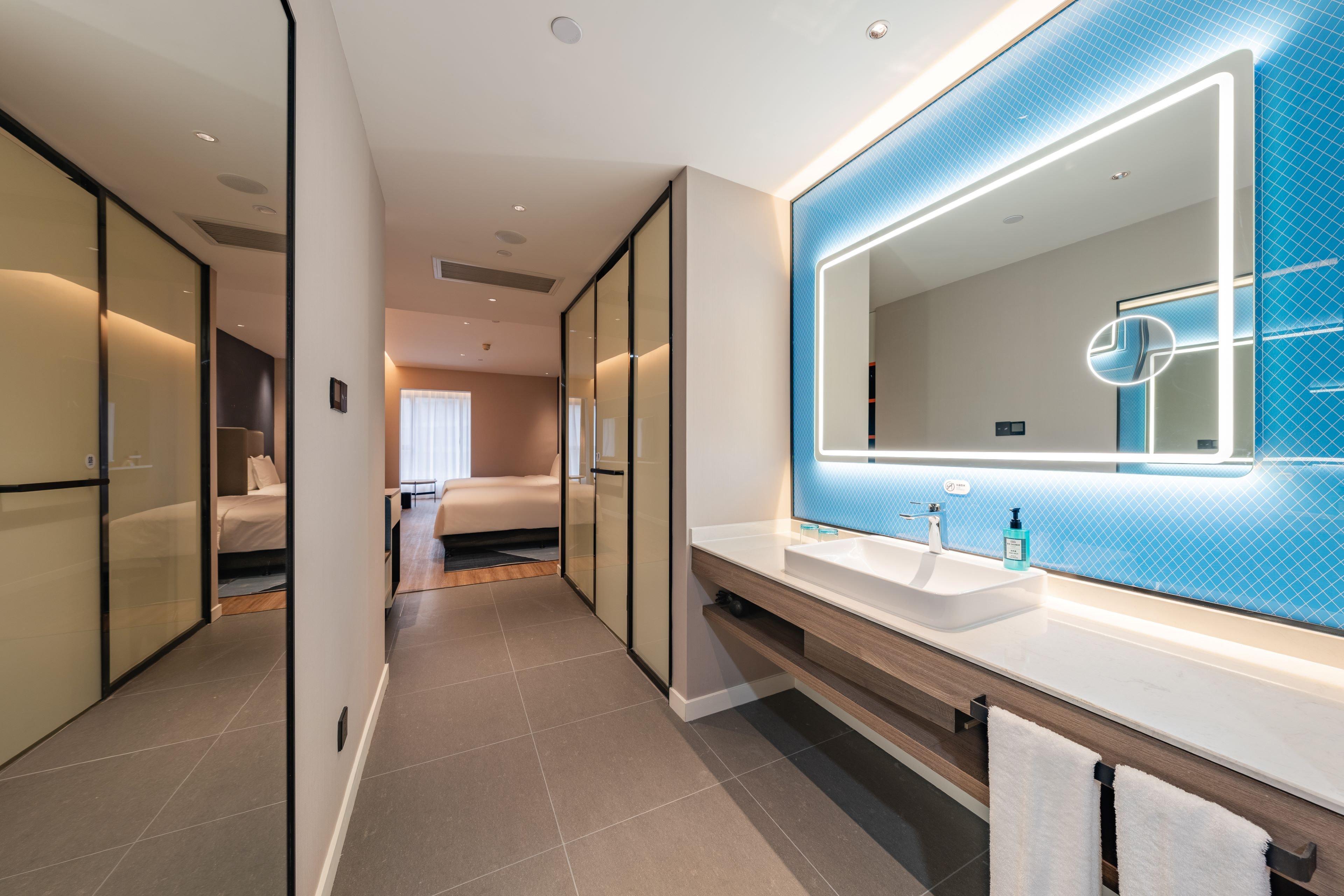 Hotel Express Expo Centre By Ihg